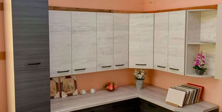 Готовые кухни