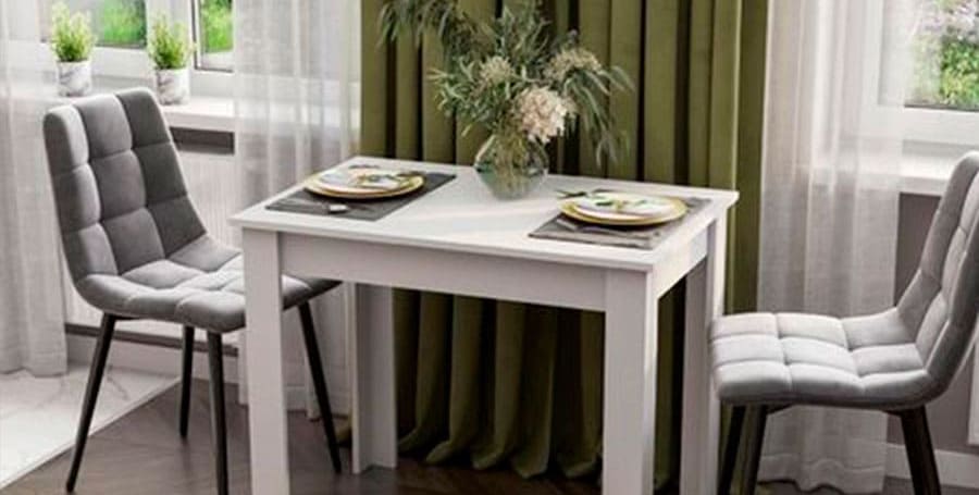 Столы и стулья